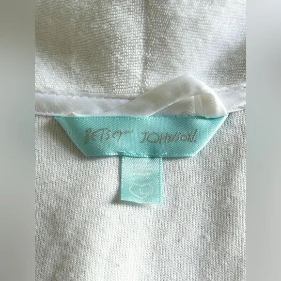 Betsey Johnson Bridal Robe “The Bride” Size Large - Picture 8 of 8
